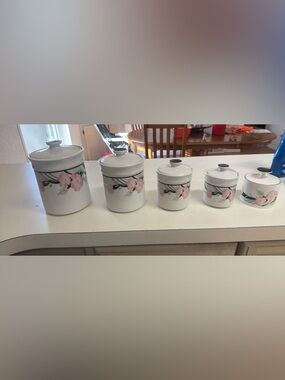 JOLIE SANGO “poppy” canister set of 5 Vintage